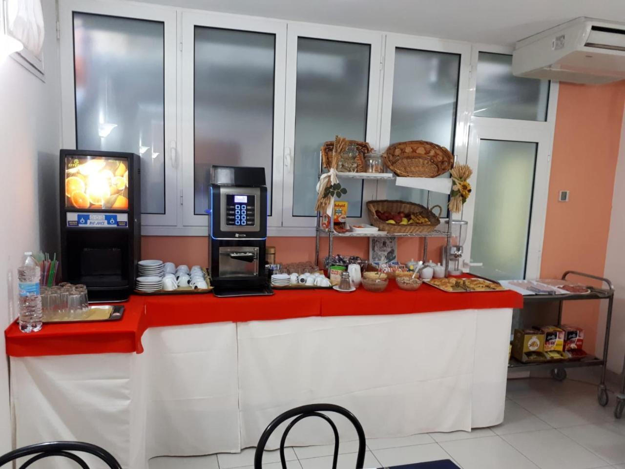 וירג'יו Hotel Bianchi מראה חיצוני תמונה